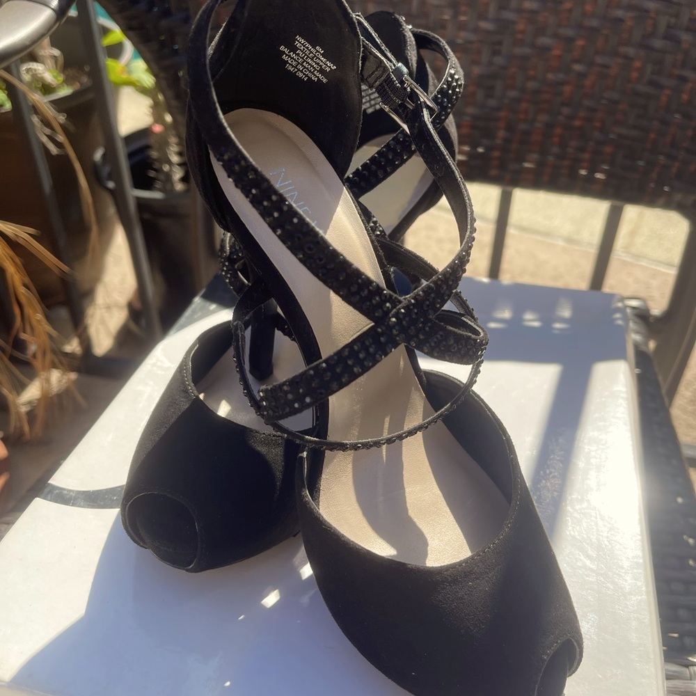 Black Heels, Size 6, Nine West